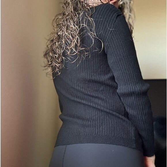 Anthropologie Ribbed V-Neck Button Cardigan Sweater Sz XS in black - Picture 5 of 5